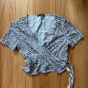 Brandy Melville wrap top